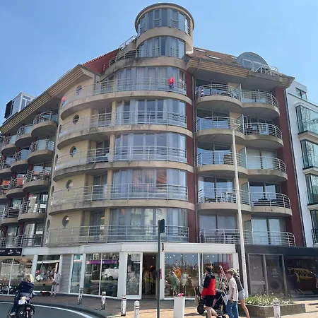 With Stunning Sea Views, Cleaning Included *