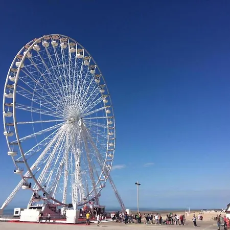 With Stunning Sea Views, Cleaning Included Nieuwpoort